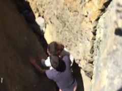 Flagrando o casal de amigo dando uma nas rochas